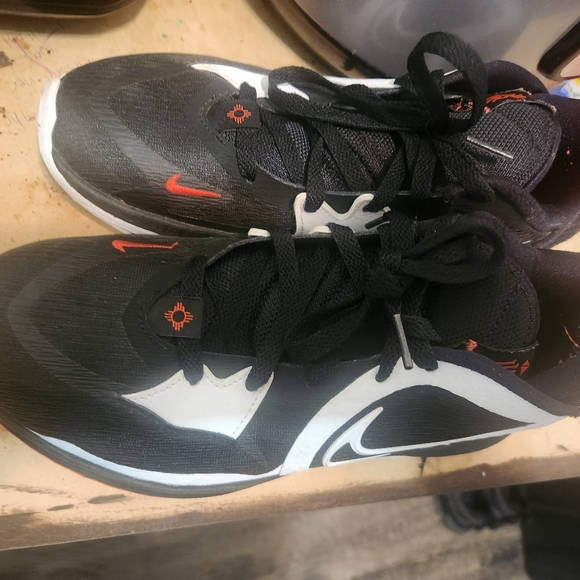 Nike - Picture 5 of 5